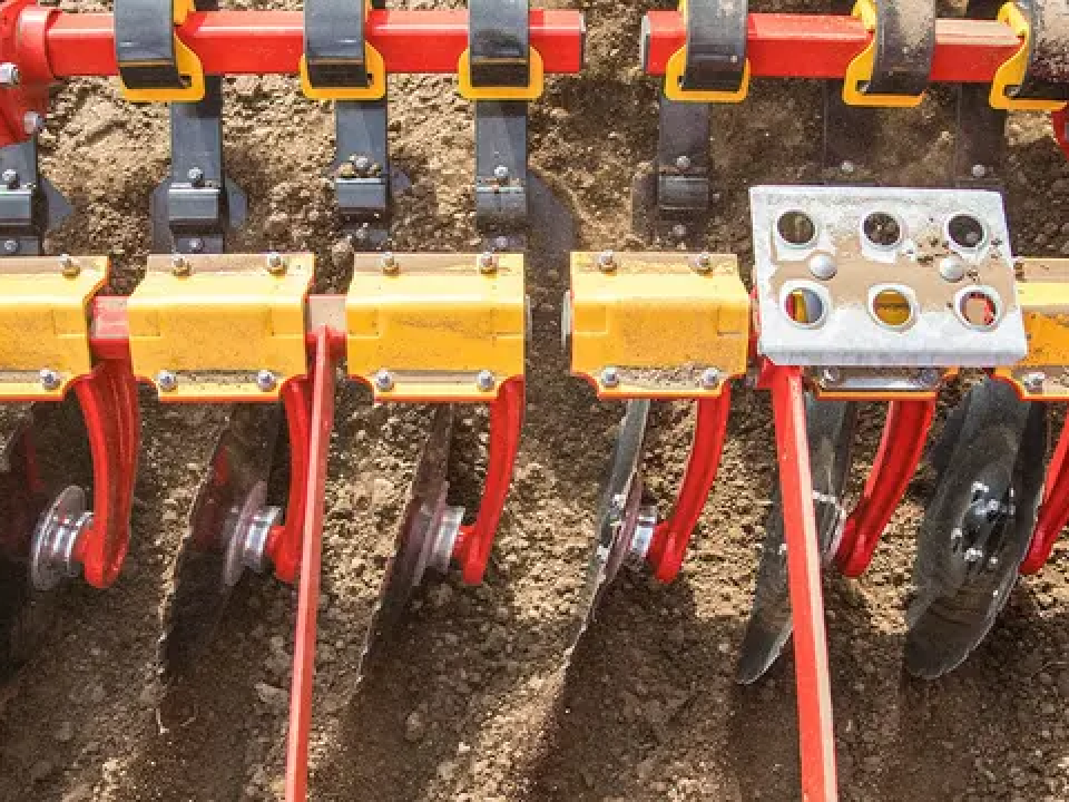 Contour following and high throughflow