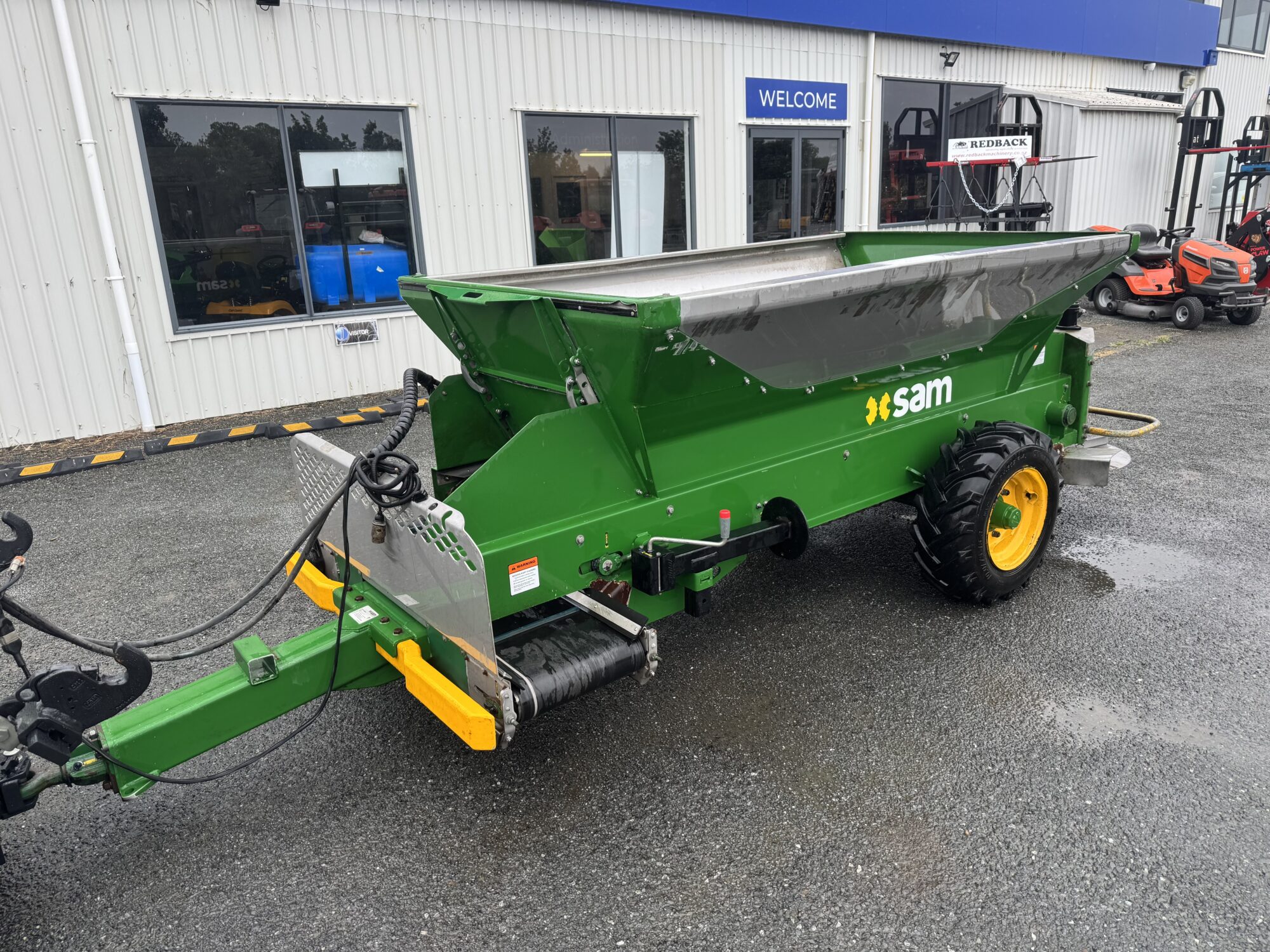 2021 Sam 2.5 Cube Orchard Spreader