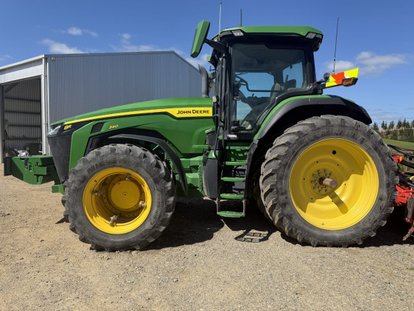 John Deere 8R 340