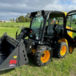 JCB Skidsteer Loader 155HD CAB