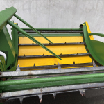Hustler SL-700 Bale feeder