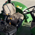 John Deere 6105M