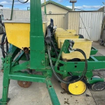 John Deere 7000