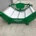 Hustler LX104