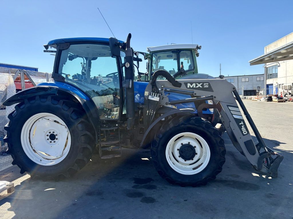 New Holland T6050