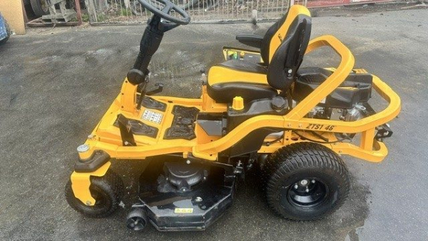 Cub Cadet ULTIMA ZTS1 46 inch ZERO TURN