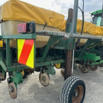 John Deere 7000