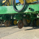 John Deere 7000