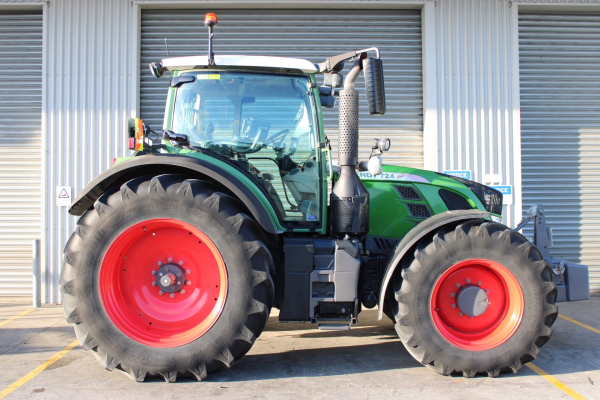Fendt 724