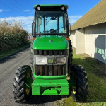 John Deere 5515F