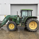 John Deere 6410