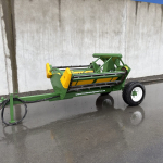 Hustler SL-700 Bale feeder