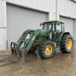 John Deere 6410