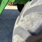 John Deere 6105M
