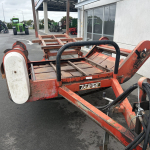 Taege 2 bale trailing hydraulic bale-feeder