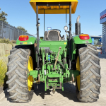 John Deere 6105M