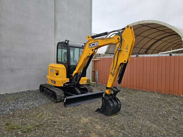JCB 35Z-1