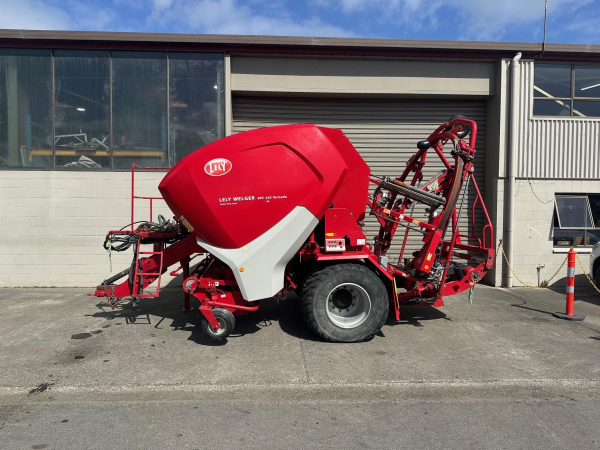 Welger RP 245 Tornado