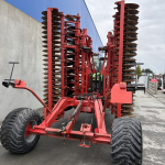 Kverneland Cultivator