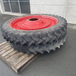 Dual Wheels 320/90R54