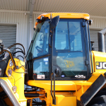 JCB 435s
